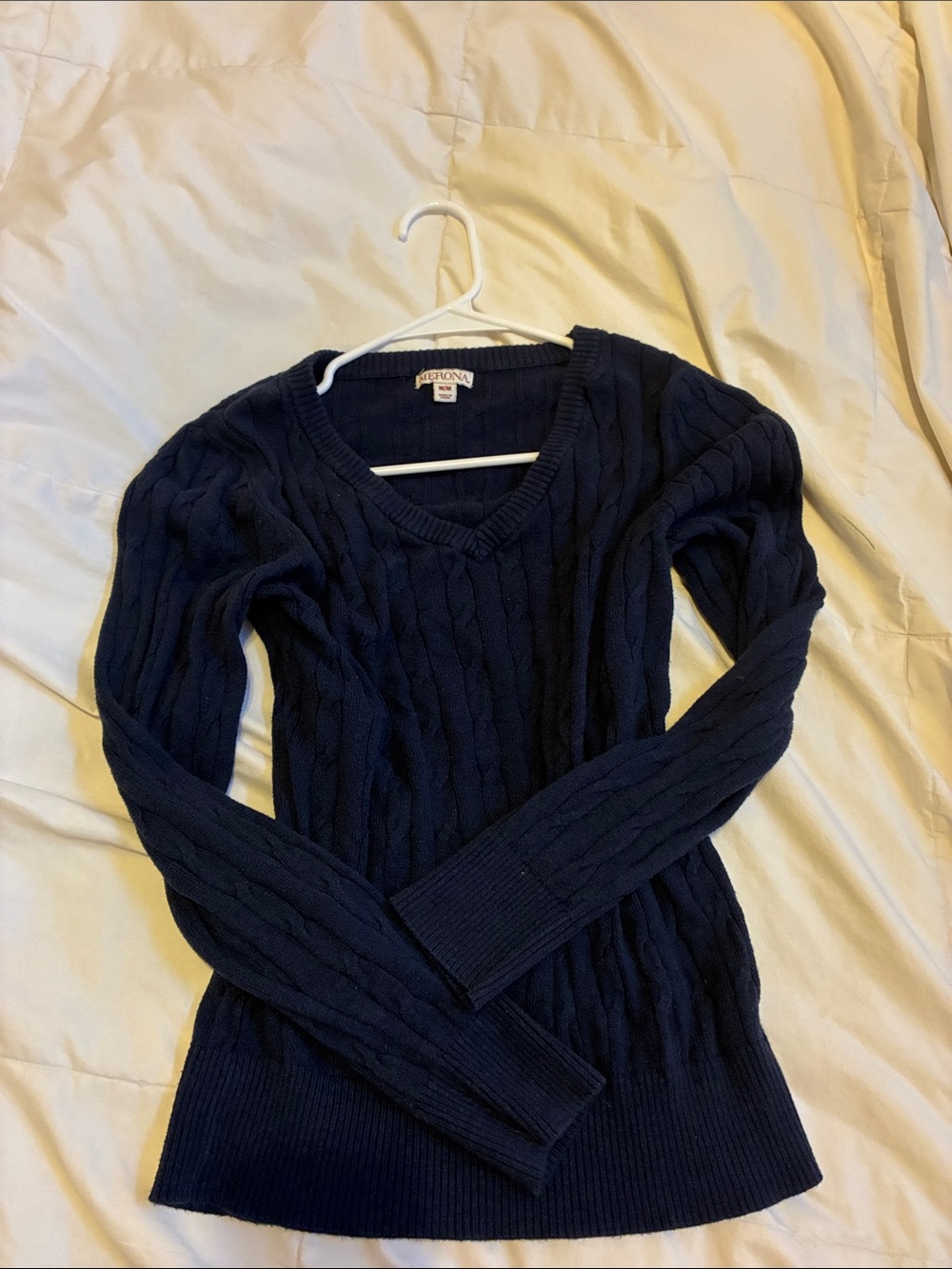 Vintage Merona Women's Navy Cable V-Neck Sweater